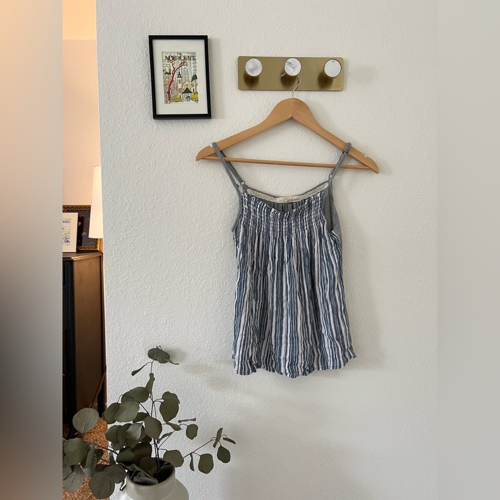 Tank Top - size: small, blue striped
